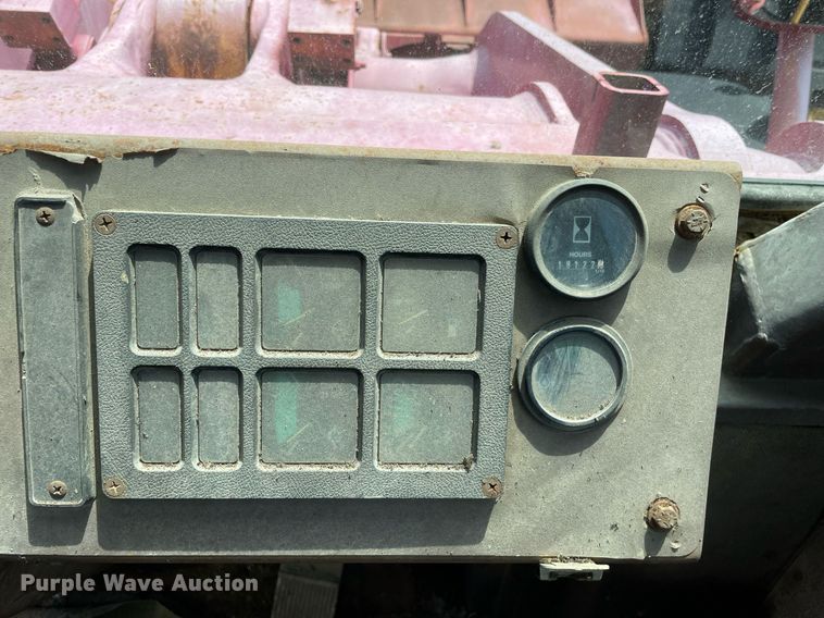 image for item DS8774 Dresser 555  wheel loader