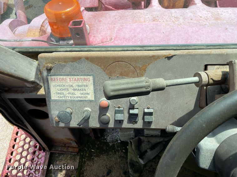 image for item DS8774 Dresser 555  wheel loader