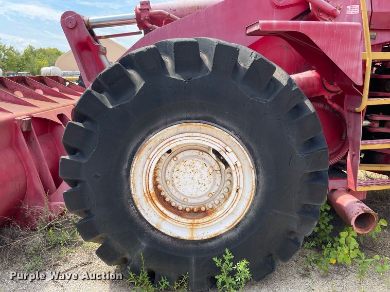 image for item DS8774 Dresser 555  wheel loader