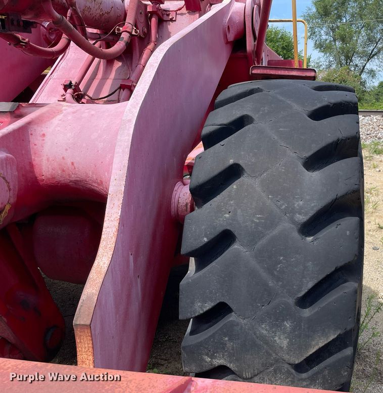 image for item DS8774 Dresser 555  wheel loader