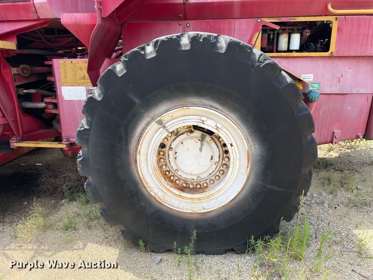 image for item DS8774 Dresser 555  wheel loader
