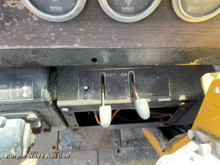 image for item DS8775 Terex 72-71B  wheel loader