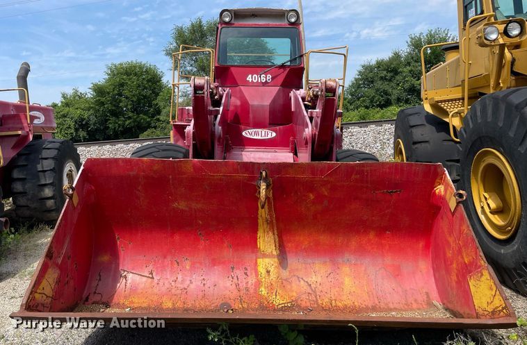 image for item DS8776 Clark 125B  wheel loader