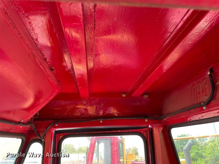 image for item DS8776 Clark 125B  wheel loader