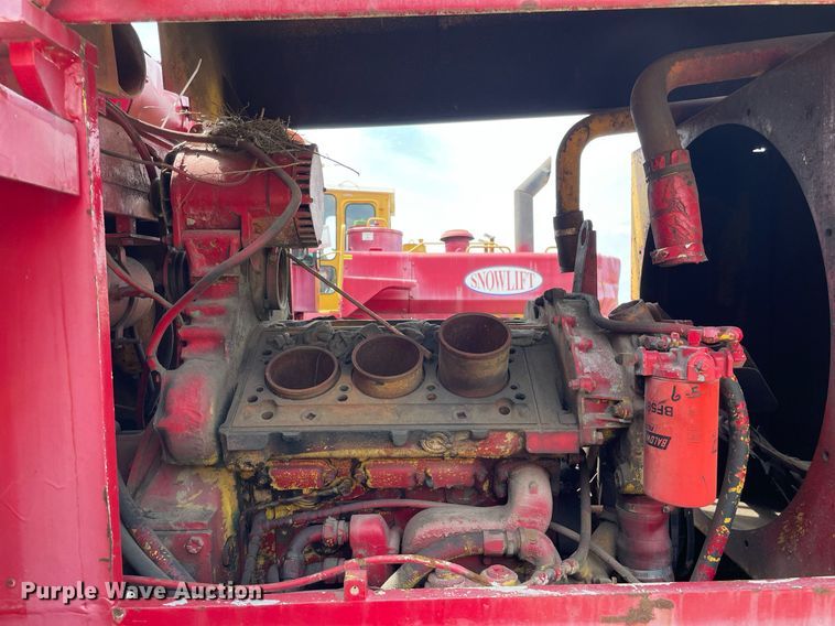 image for item DS8776 Clark 125B  wheel loader