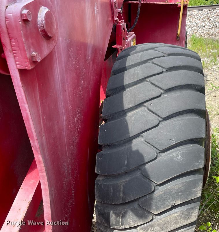 image for item DS8776 Clark 125B  wheel loader