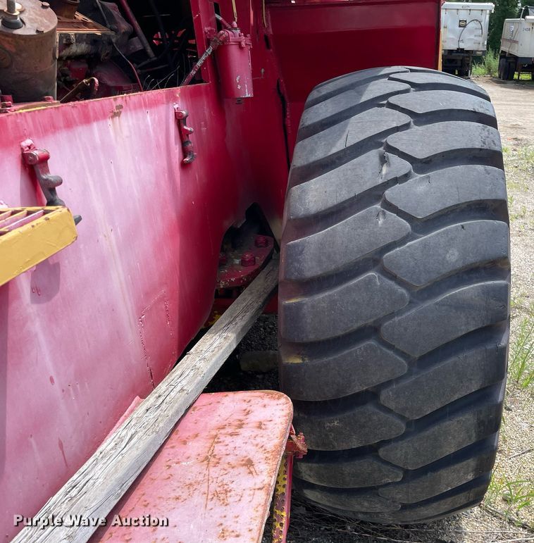 image for item DS8776 Clark 125B  wheel loader