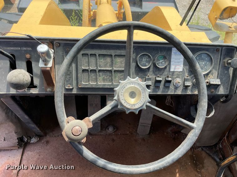 image for item DS8777 Dresser 550  wheel loader