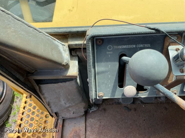 image for item DS8777 Dresser 550  wheel loader