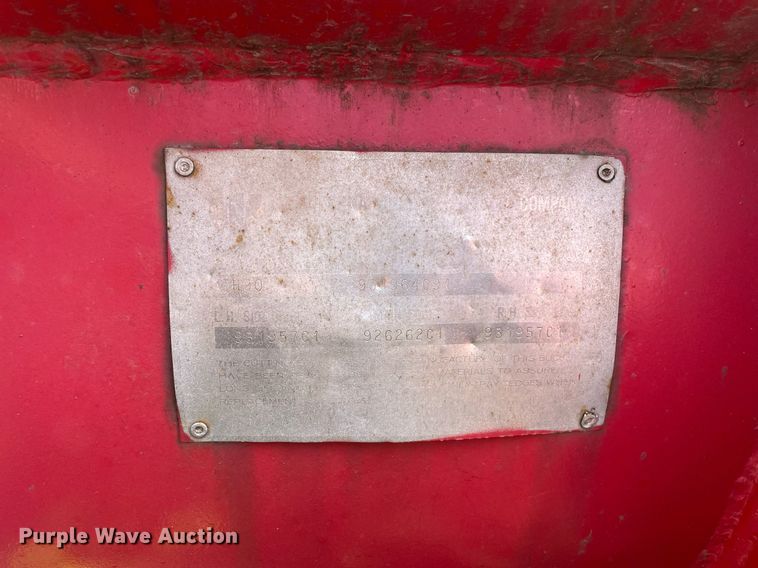 image for item DS8779 International Harvester H90  wheel loader