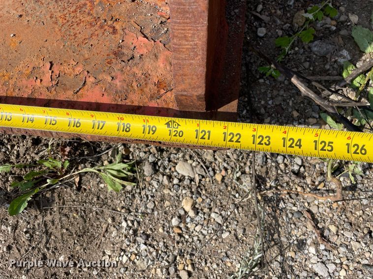 image for item DS8779 International Harvester H90  wheel loader