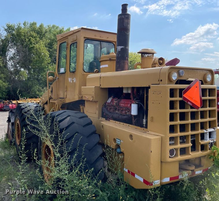image for item DS8784 International Harvester  wheel loader