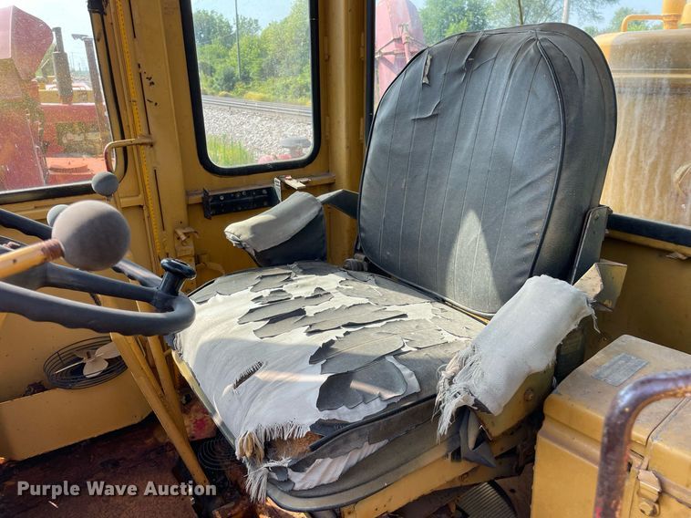 image for item DS8784 International Harvester  wheel loader