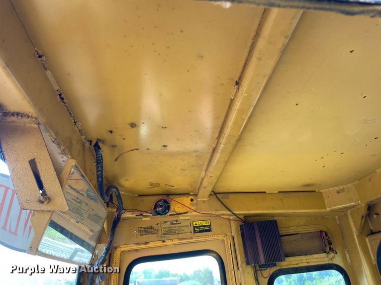 image for item DS8784 International Harvester  wheel loader