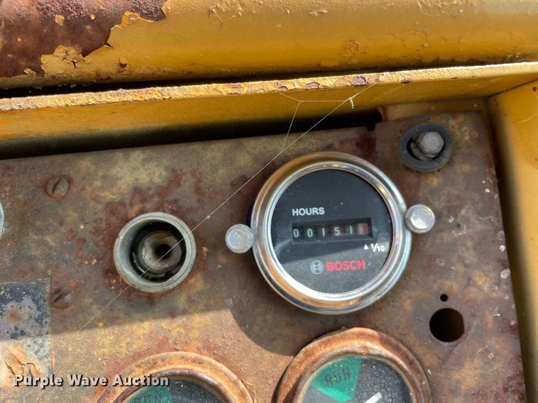 image for item DS8784 International Harvester  wheel loader