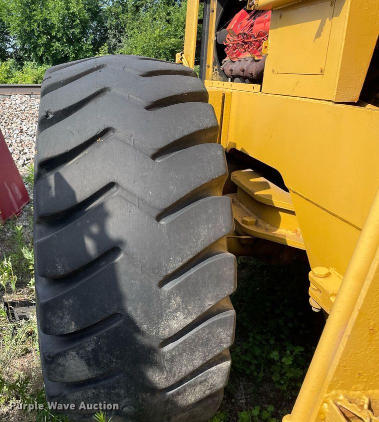 image for item DS8784 International Harvester  wheel loader