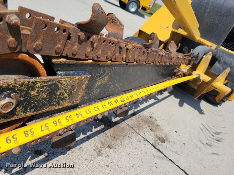image for item IQ9762 1998 Vermeer V1850  trencher