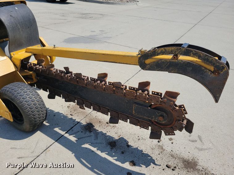 image for item IQ9762 1998 Vermeer V1850  trencher