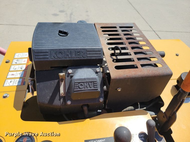 image for item IQ9762 1998 Vermeer V1850  trencher