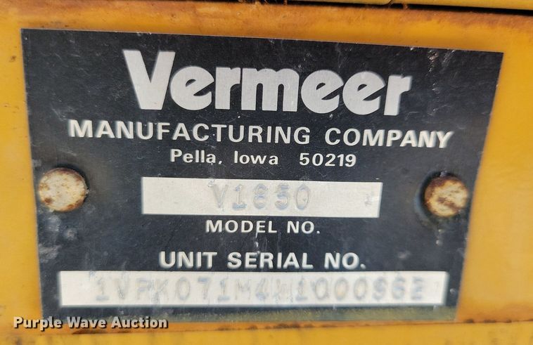 image for item IQ9762 1998 Vermeer V1850  trencher