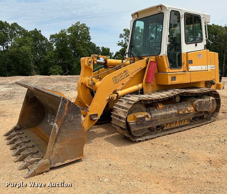 image for item JC9983 2005 Liebherr LR622B  track loader