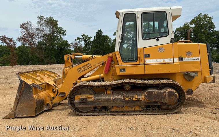 image for item JC9983 2005 Liebherr LR622B  track loader
