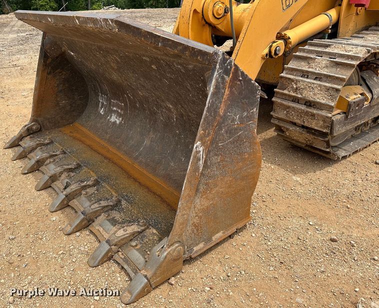 image for item JC9983 2005 Liebherr LR622B  track loader