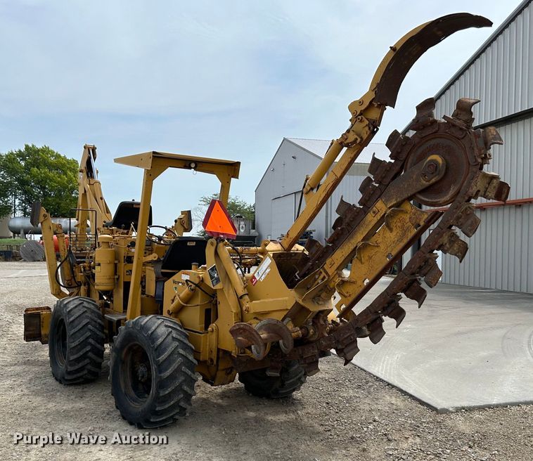 image for item JD9020 Vermeer M455  trencher