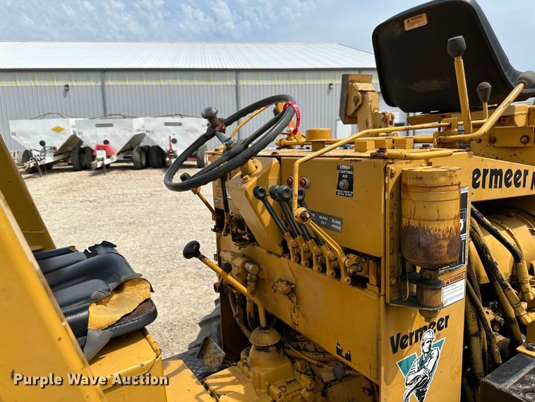 image for item JD9020 Vermeer M455  trencher