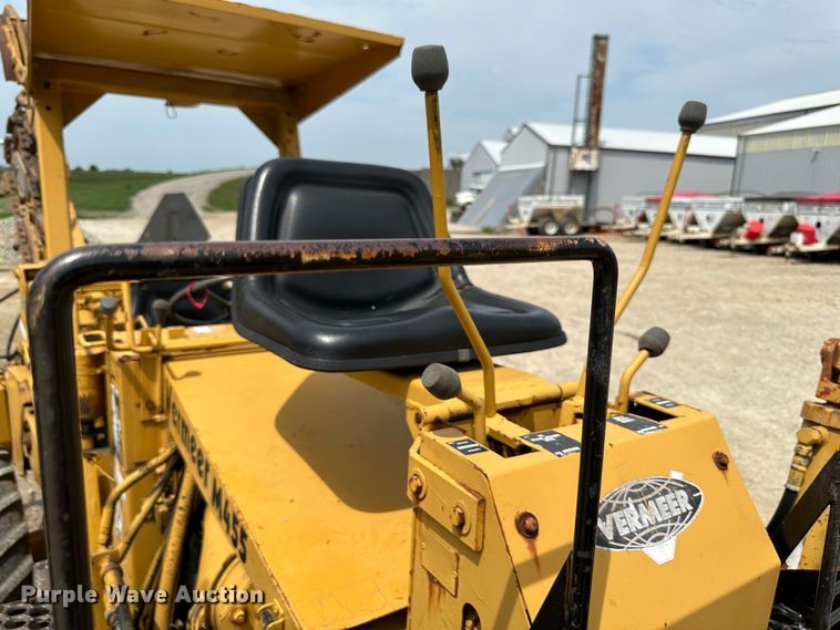 image for item JD9020 Vermeer M455  trencher