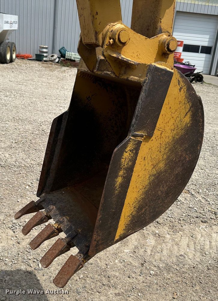 image for item JD9020 Vermeer M455  trencher