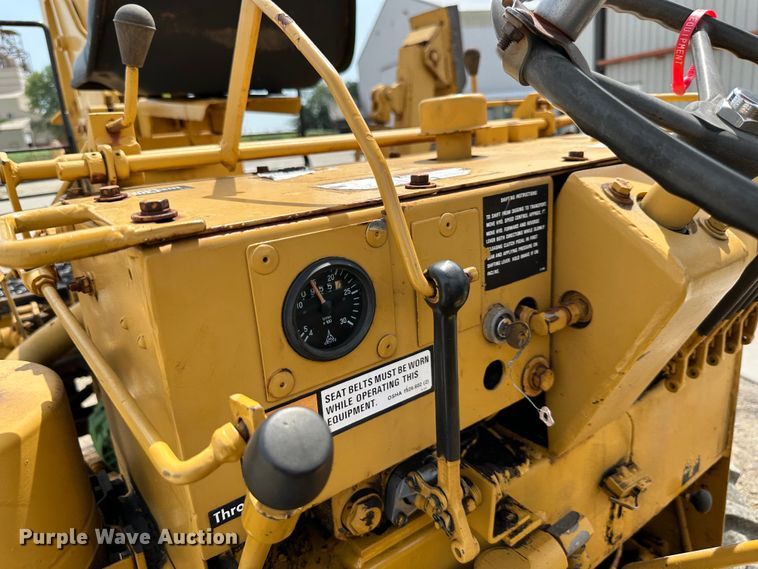 image for item JD9020 Vermeer M455  trencher