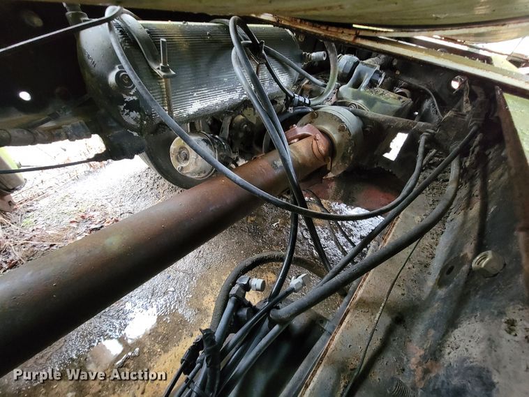 image for item JE9985 1982 Mack R688ST  water truck