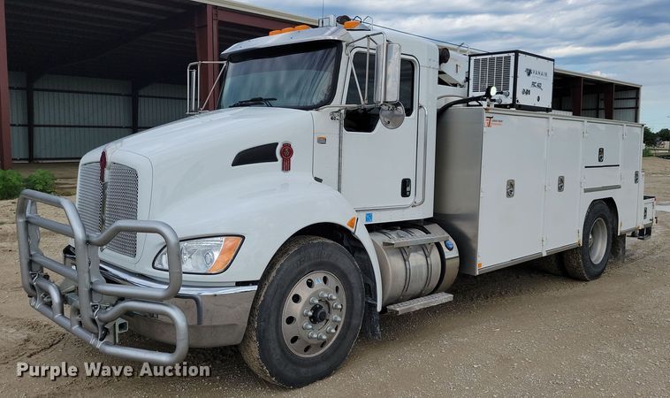 image for item JO9284 2014 Kenworth T370  utility / service truck