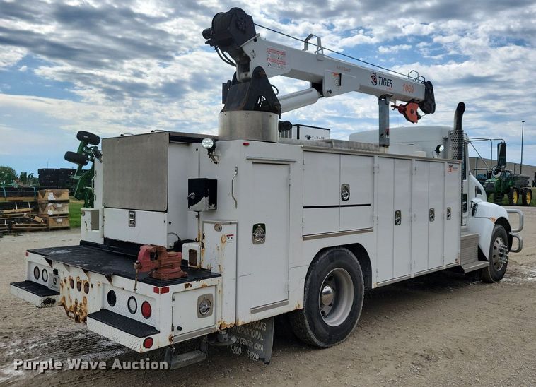 image for item JO9284 2014 Kenworth T370  utility / service truck