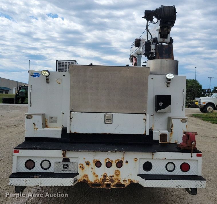 image for item JO9284 2014 Kenworth T370  utility / service truck