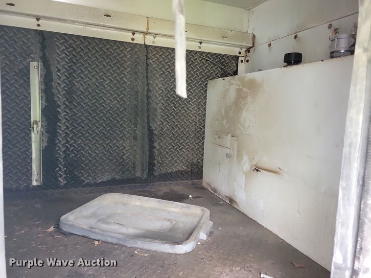 image for item JO9284 2014 Kenworth T370  utility / service truck