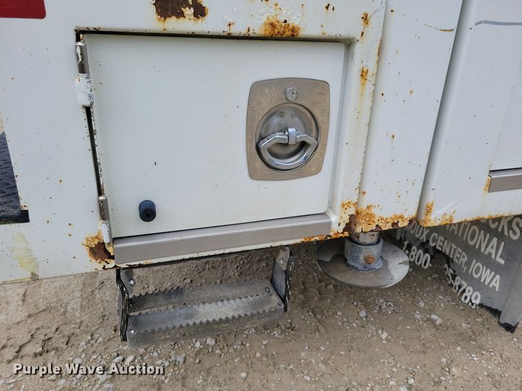 image for item JO9284 2014 Kenworth T370  utility / service truck