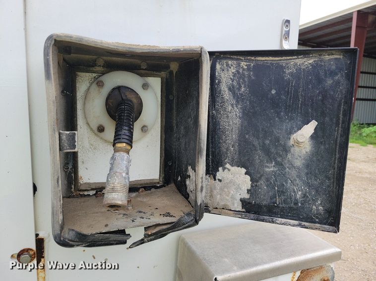 image for item JO9284 2014 Kenworth T370  utility / service truck