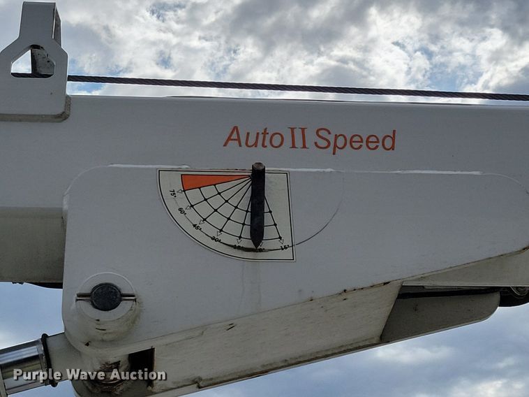 image for item JO9284 2014 Kenworth T370  utility / service truck