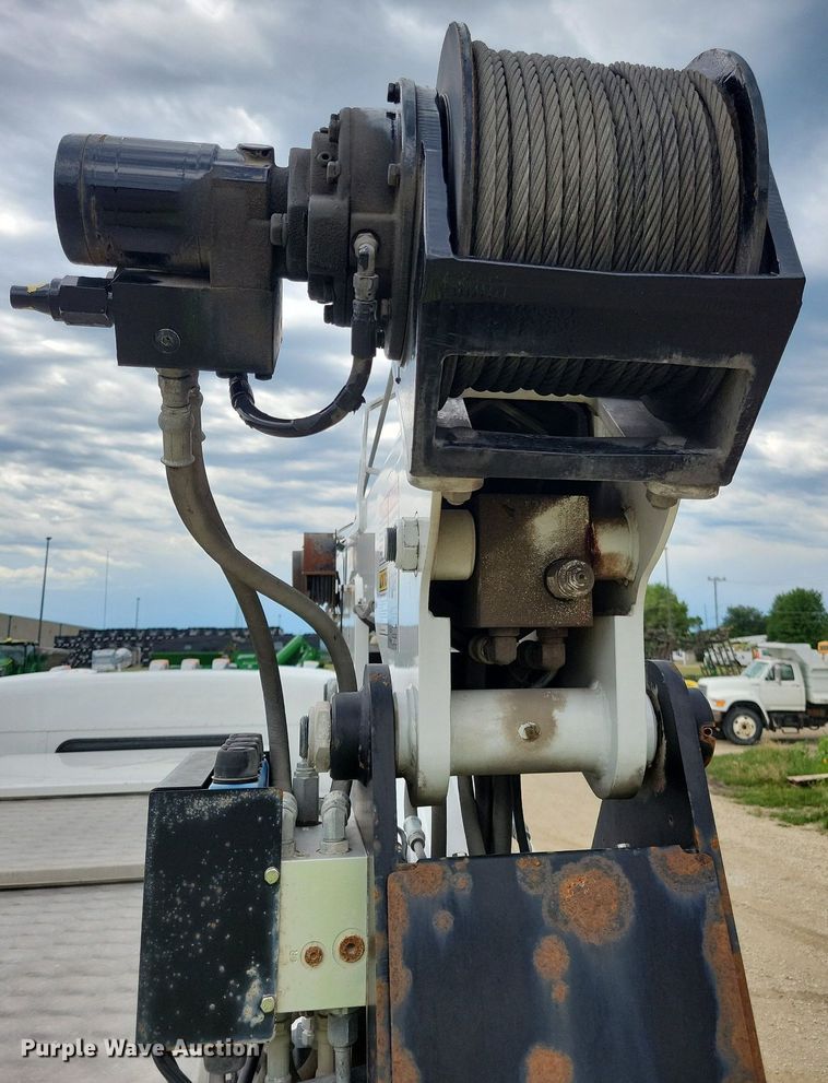 image for item JO9284 2014 Kenworth T370  utility / service truck