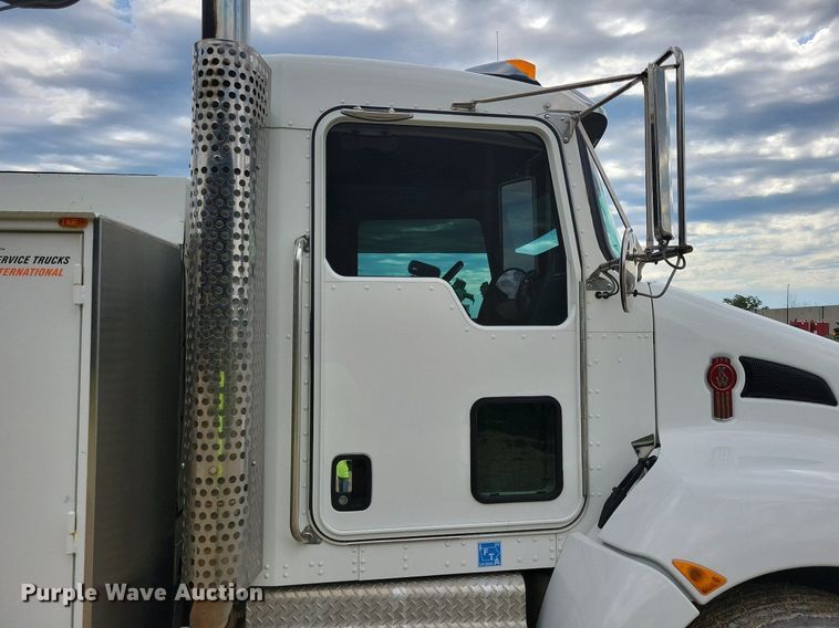 image for item JO9284 2014 Kenworth T370  utility / service truck