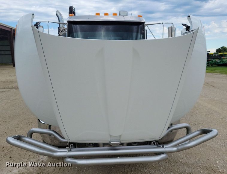 image for item JO9284 2014 Kenworth T370  utility / service truck