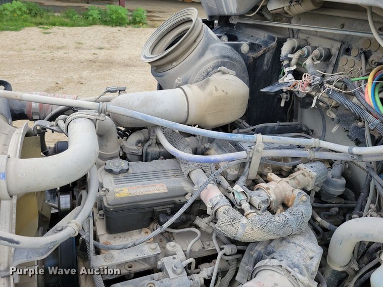 image for item JO9284 2014 Kenworth T370  utility / service truck