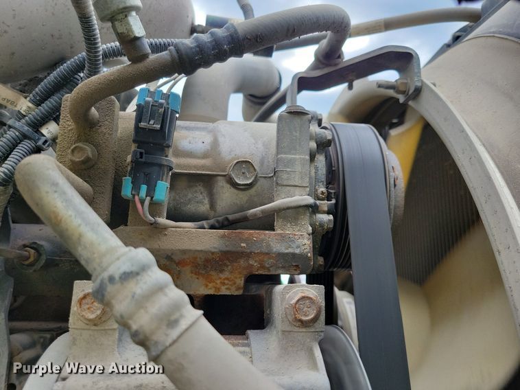 image for item JO9284 2014 Kenworth T370  utility / service truck