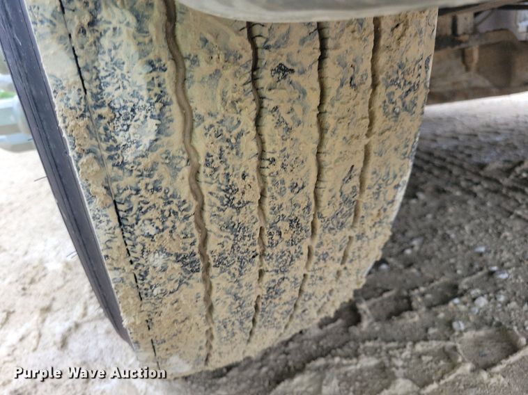 image for item JO9284 2014 Kenworth T370  utility / service truck