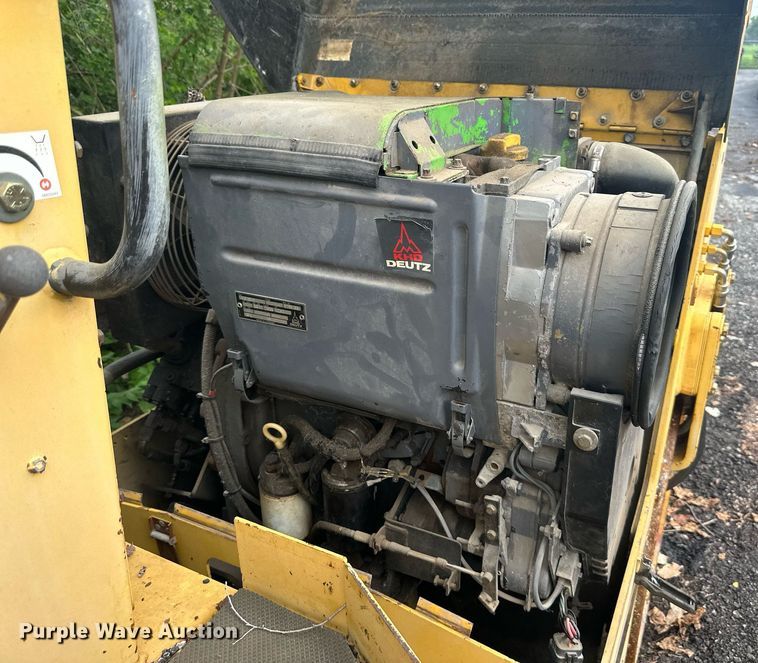 image for item JX9001 1993 Ingersoll Rand DD22  double drum vibratory roller