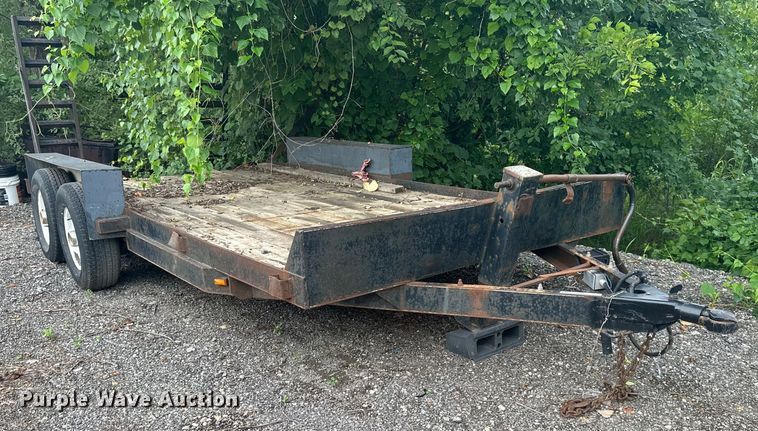 image for item JX9002 2001 Dressen Custom  utility trailer