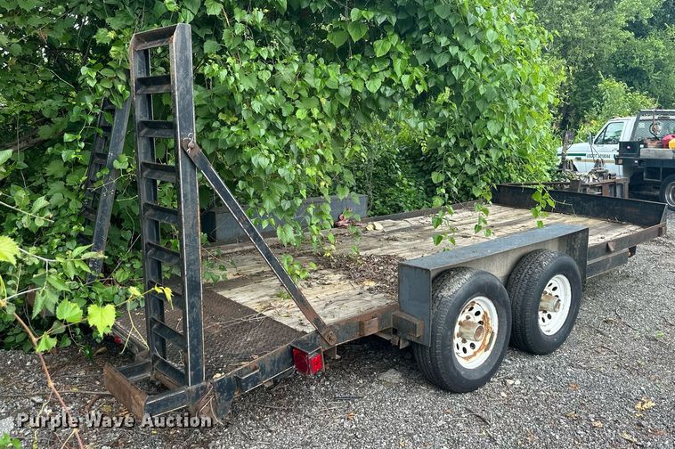 image for item JX9002 2001 Dressen Custom  utility trailer