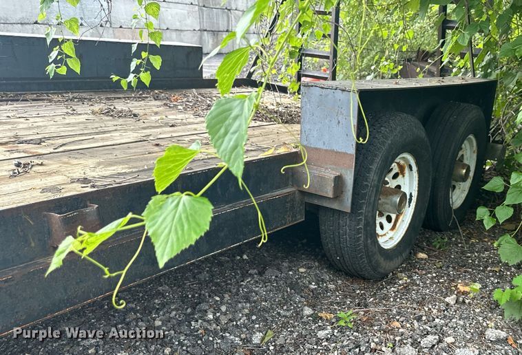 image for item JX9002 2001 Dressen Custom  utility trailer